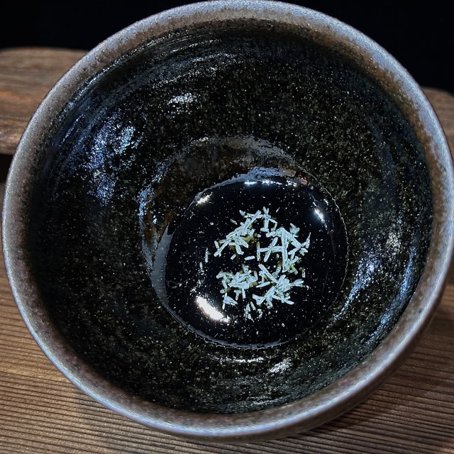 嚴柳忠｜樂盞堂｜150cc 江雪茶末斑將軍束口盞 YLZ143