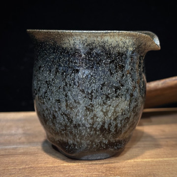 嚴柳忠｜樂盞堂｜200cc 積碳位 金銀口江雪茶海 公道杯 YLZ142