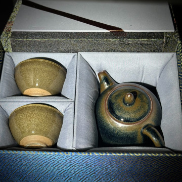 俞彩珍｜柴窯建盞壺杯組｜280cc 青兔毫西施將軍壺 FCJ004