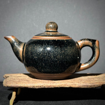 俞彩珍｜柴窯建盞壺杯組｜250cc 黑釉野兔毫仿古西施壺 FCJ009