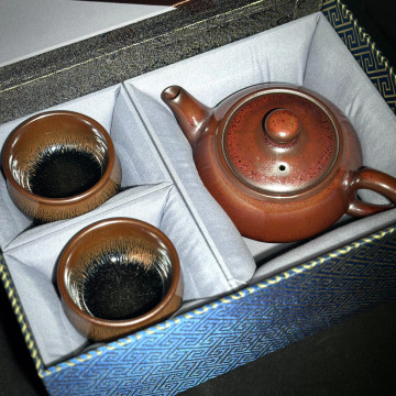 俞彩珍｜柴窯建盞壺杯組｜260cc 柿紅銀霜合歡壺 FCJ013