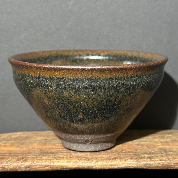 嚴柳忠｜樂盞堂｜灰貝芝麻滴束口盞 YLZ086