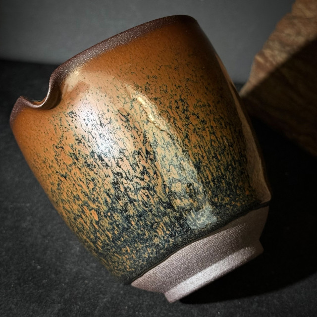 嚴柳忠｜樂盞堂｜220cc 金兔毫龍窯公道杯 茶海 YLZ096