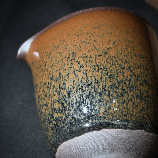 嚴柳忠｜樂盞堂｜220cc 金兔毫龍窯公道杯 茶海 YLZ096