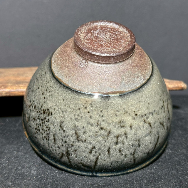 周文波｜福煜堂｜窯變灰貝芝麻斑束口盞 ZWB021