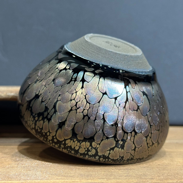 建盞彩金油滴｜80cc 斂口缽缽盞 手拉胚