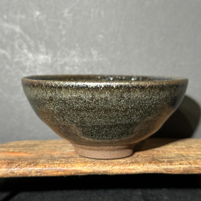 張震濤｜挹陶齋｜芝麻斑茶末貝斂口盞 ZZT015