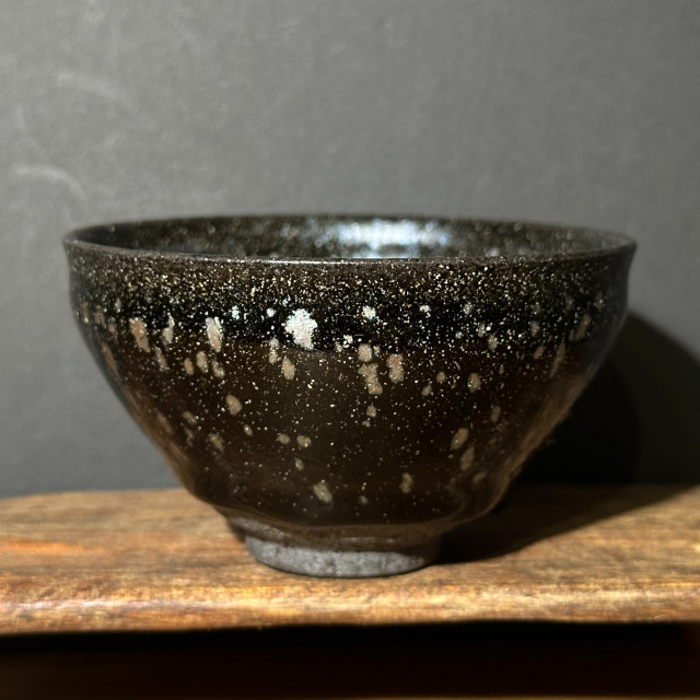 張建華｜南浦窯｜110cc 積碳位 黑底銀斑束口盞 ZJH015