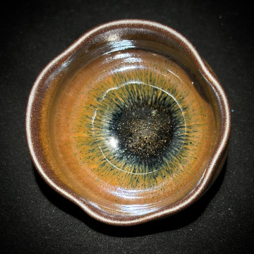 潘勇靜｜金兔毫手捏盞 焙霞土心 PUG001｜樂盞堂