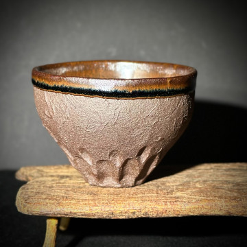 潘勇靜｜金兔毫手捏盞 侘木星痕 PUG003｜樂盞堂