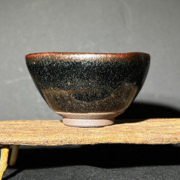 潘勇靜｜烏金青藍滴手捏盞 燼夜 PUG006｜樂盞堂